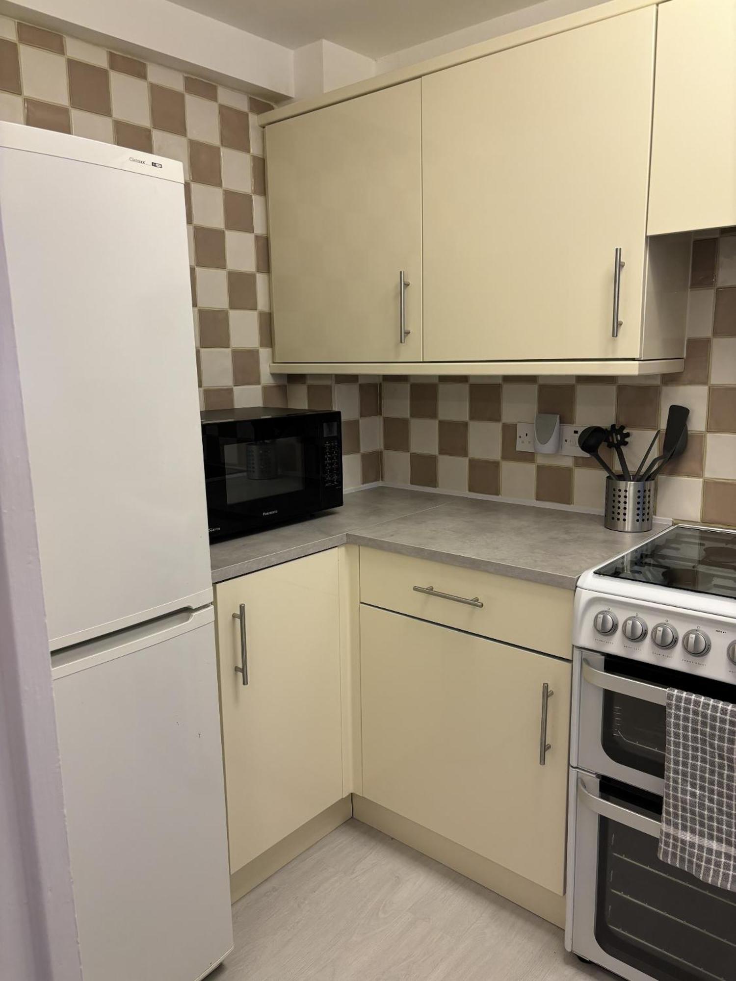 Villa Cosy Corner - 2 Beds, Free Parking, Next To Southampton General Hospital Extérieur photo
